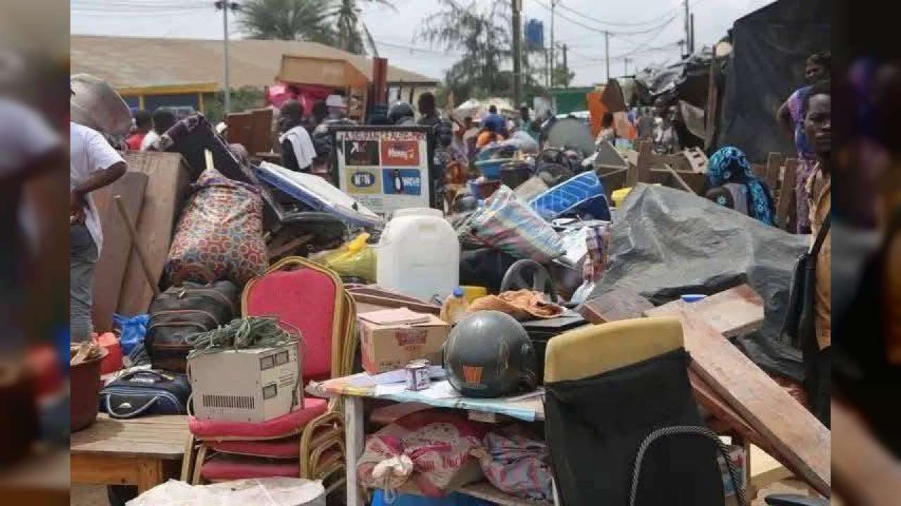 SOYONS SOLIDAIRES AUX DEGUERPIES D'ABIDJAN
