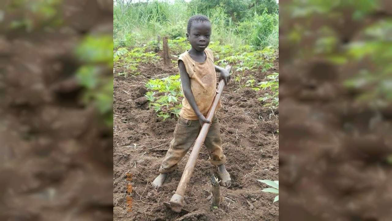 aidons les enfants défavorisée